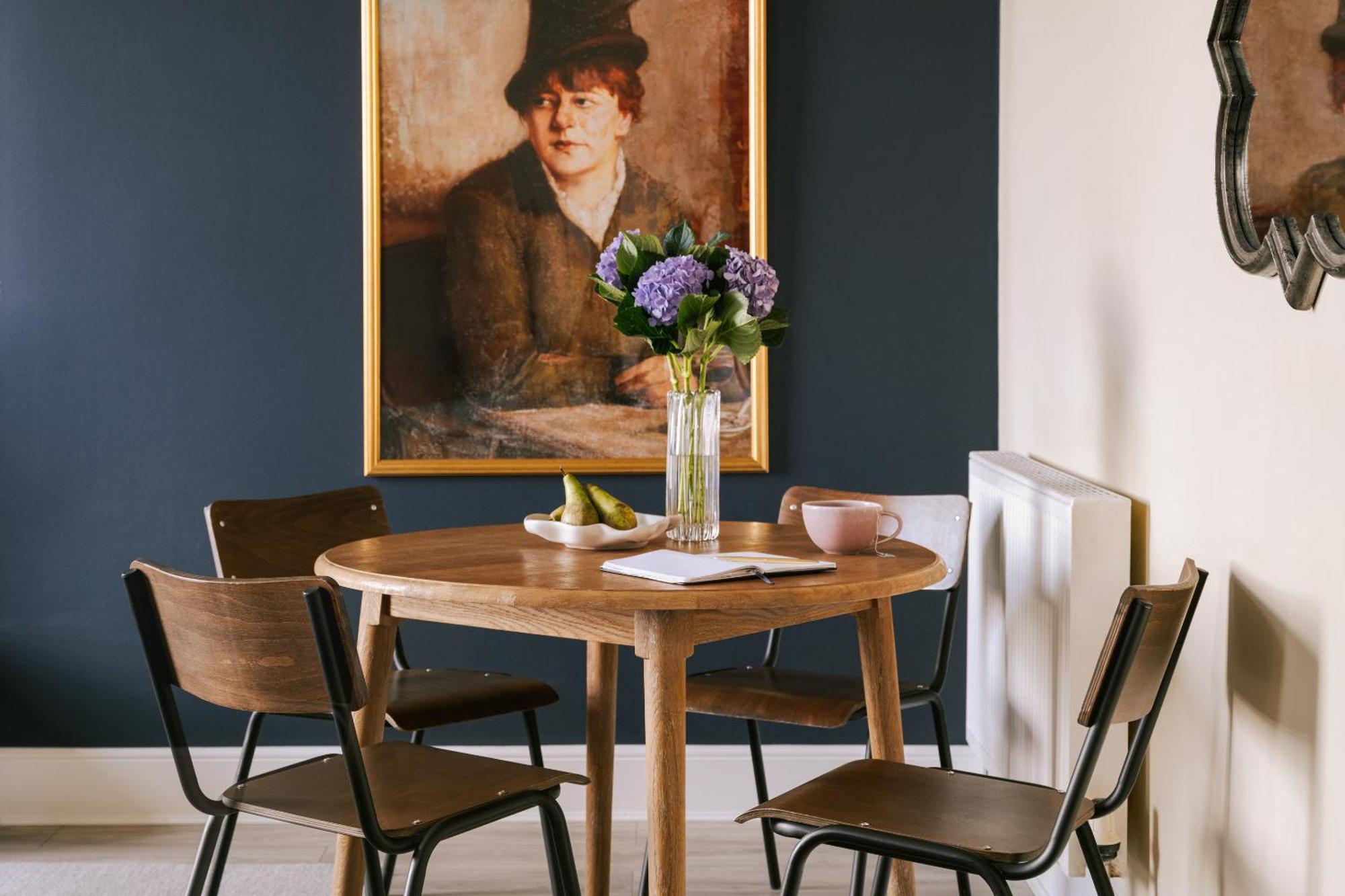Sonder By Marriott Bonvoy Royal Garden Apartments New Town Aparthotel Edinburgh