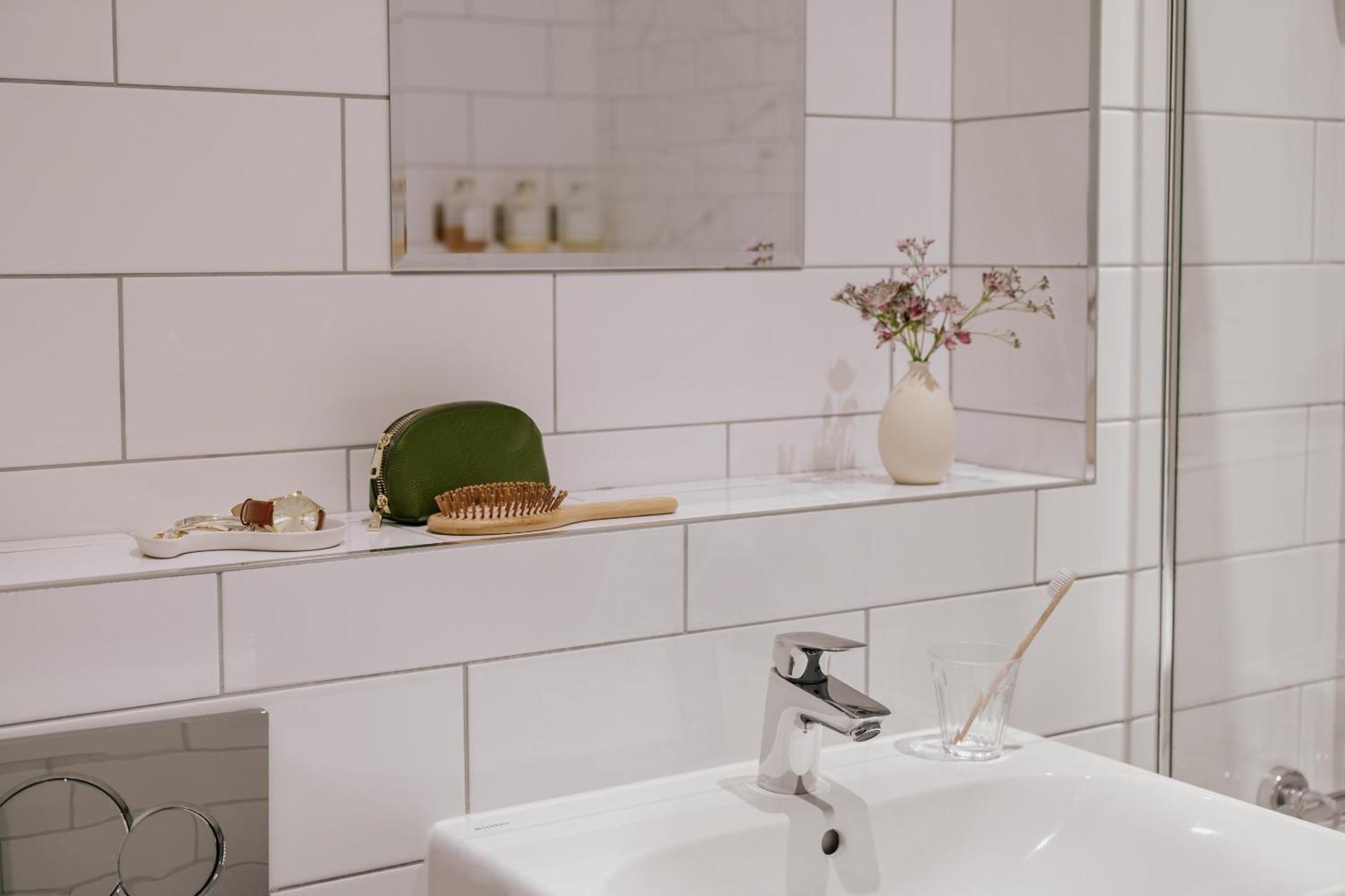 Sonder By Marriott Bonvoy Royal Garden Apartments New Town 4* Edinburgh