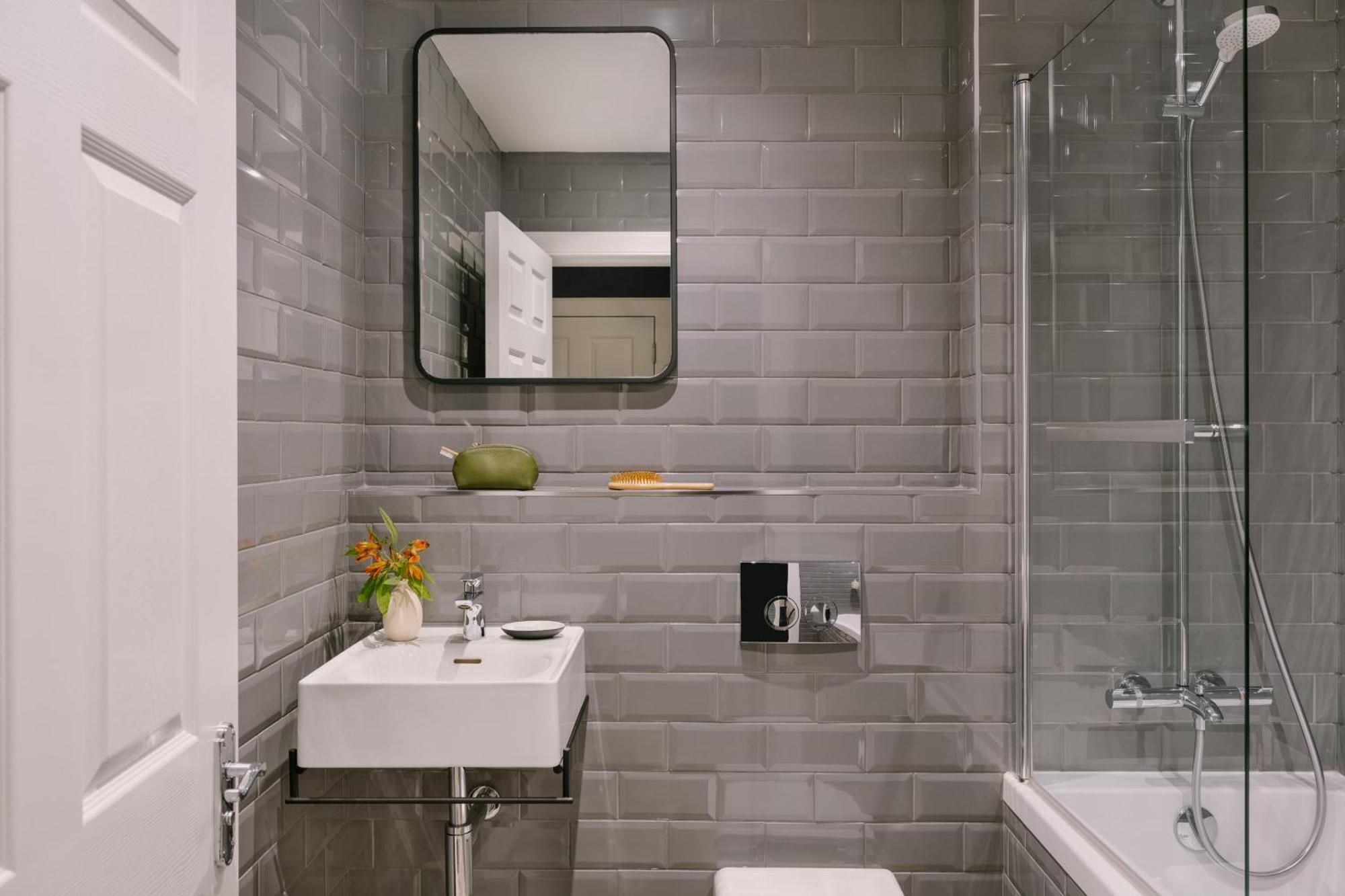 Sonder By Marriott Bonvoy Royal Garden Apartments New Town