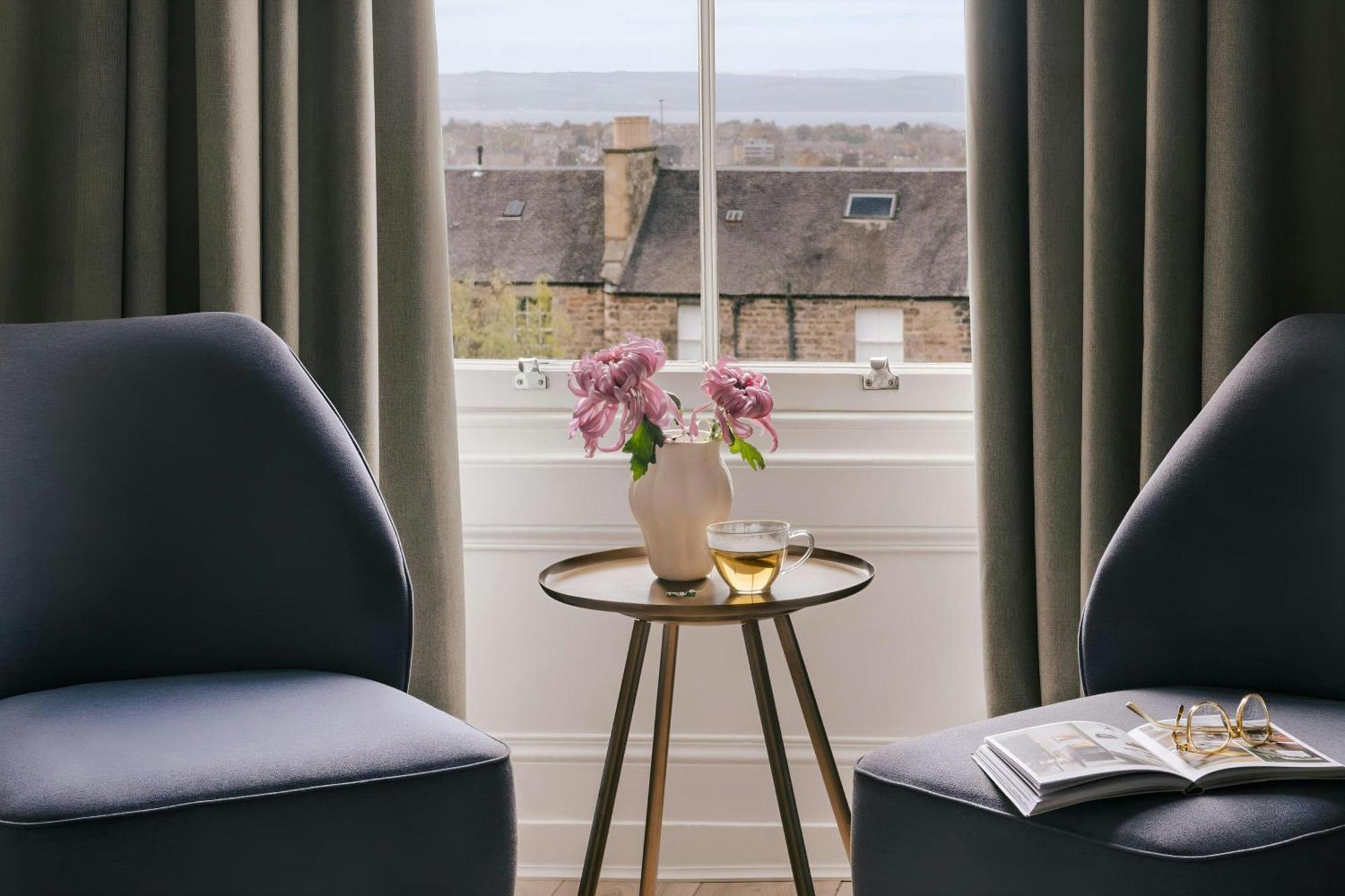 Appart hôtel Sonder By Marriott Bonvoy Royal Garden New Town 4*