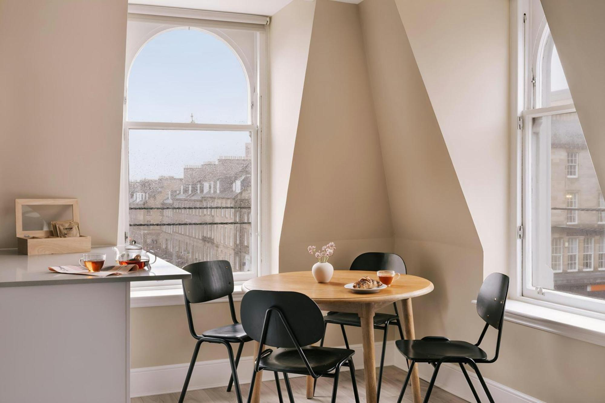 Sonder By Marriott Bonvoy Royal Garden New Town Édimbourg