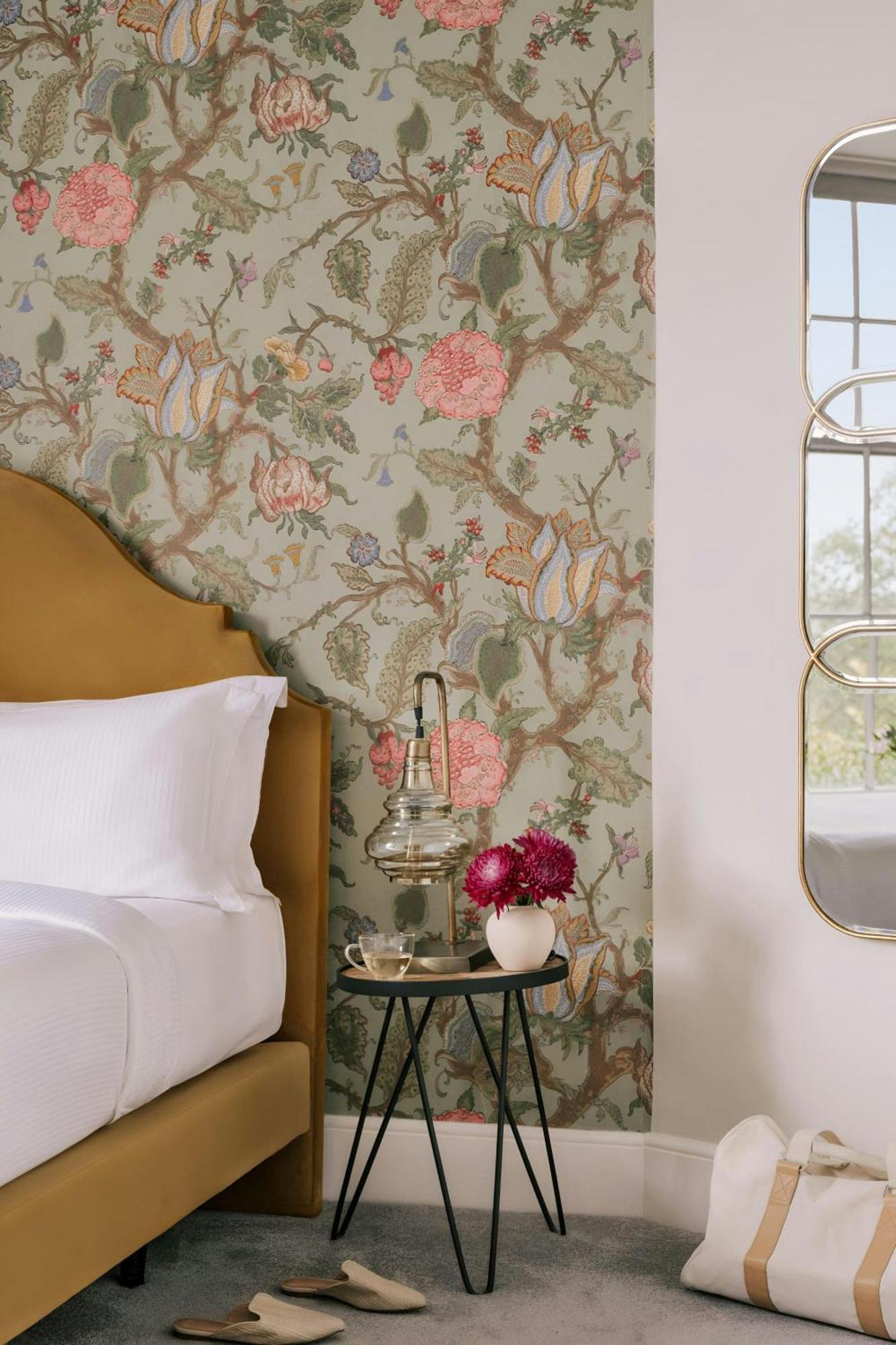 Sonder Royal Garden 4* Edinburgh