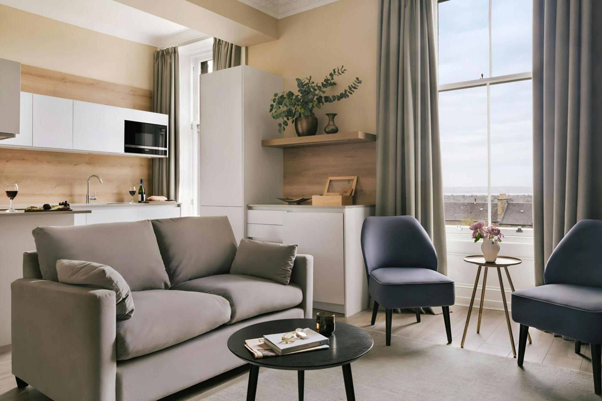 Апарт-отель Sonder By Marriott Bonvoy Royal Garden New Town Эдинбург